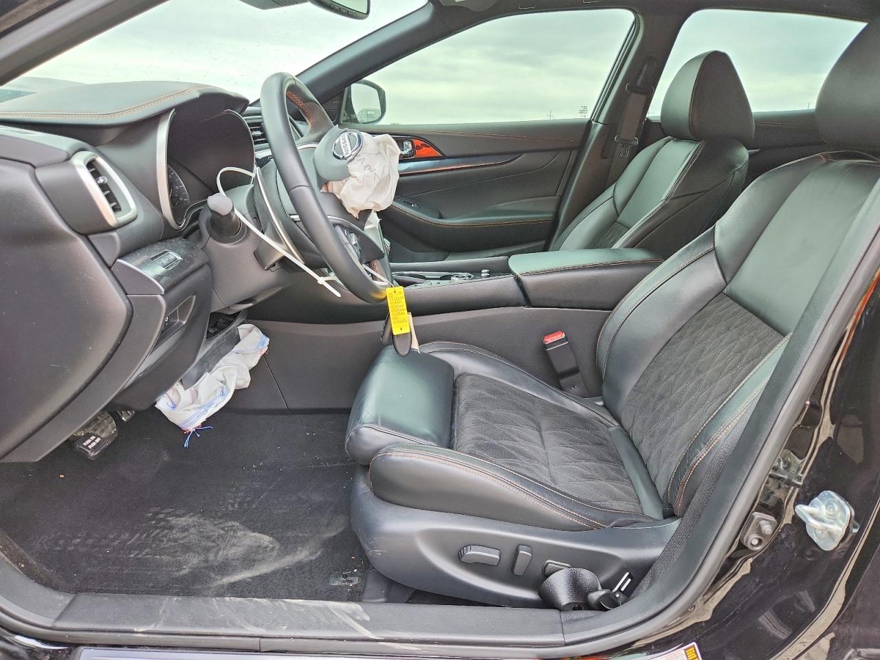 Nissan Maxima Sr
