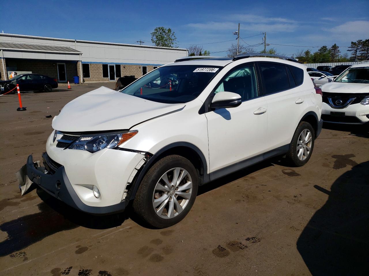 Salvage Toyota RAV4 Image