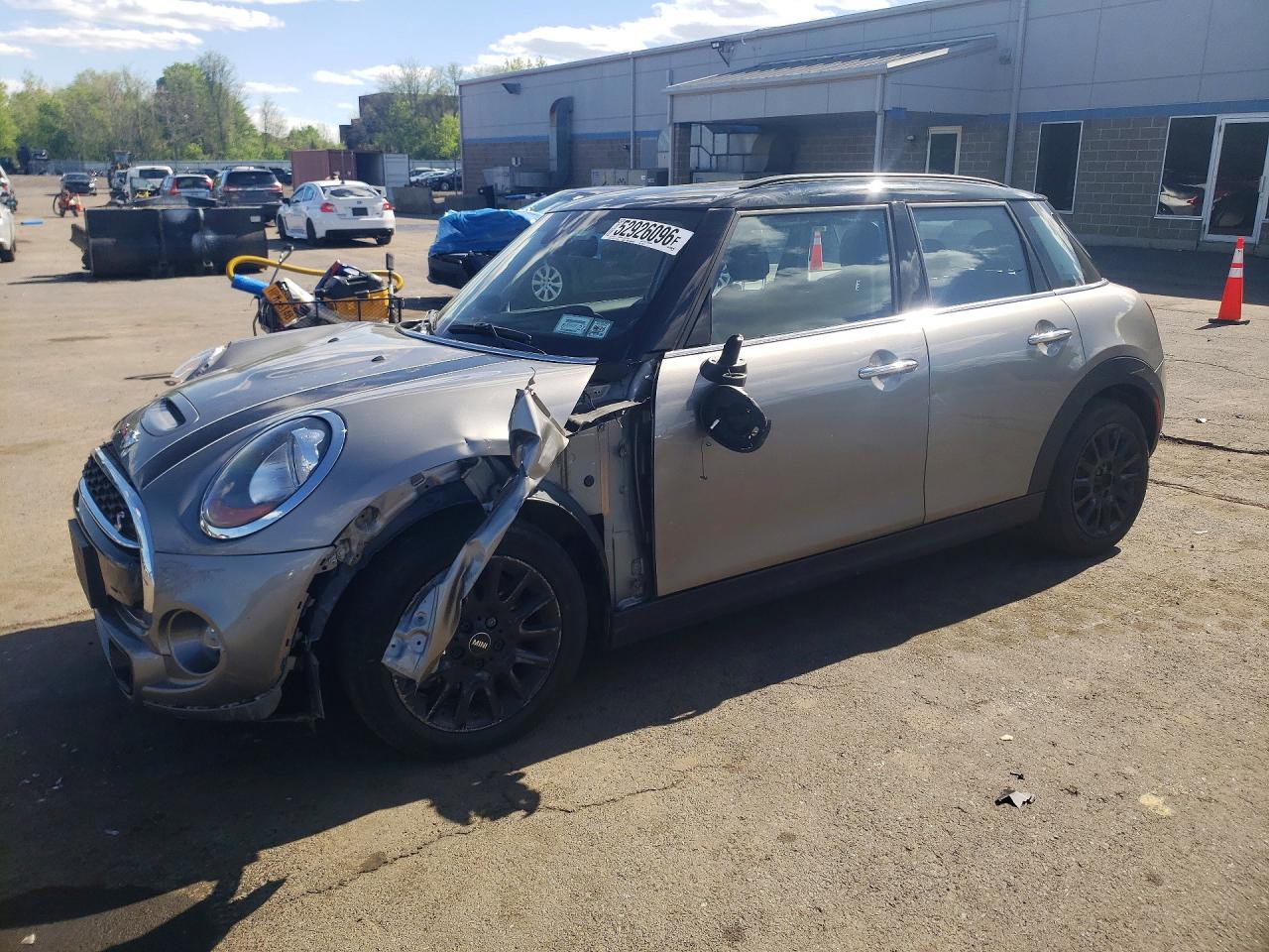 Salvage MINI Cooper Image