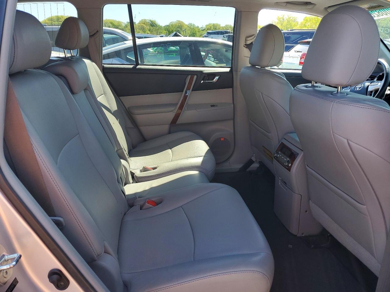 Toyota Highlander Limited