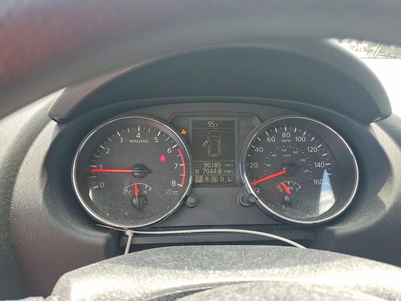 Nissan Rogue S