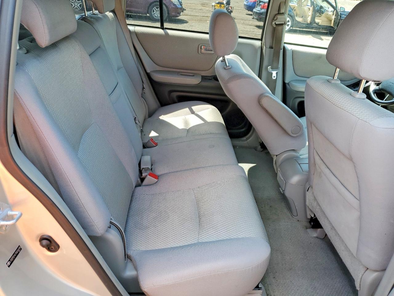 Toyota Highlander Base