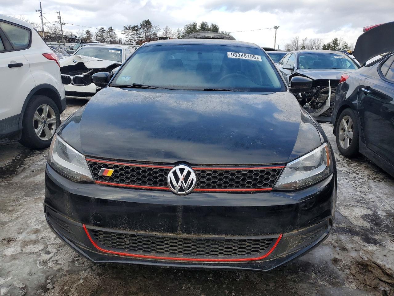 Volkswagen Jetta Base