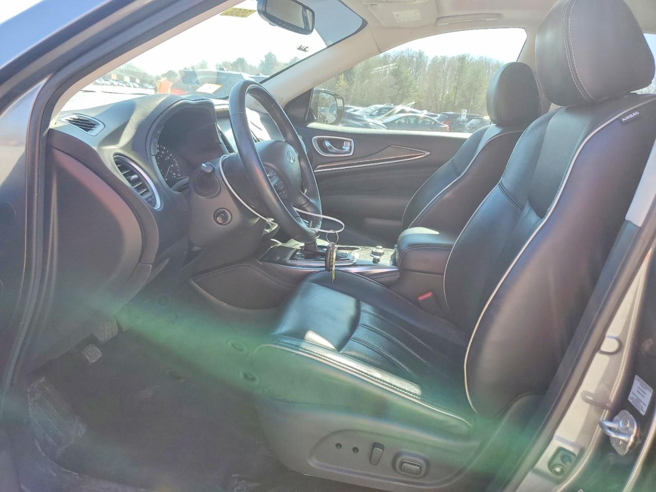 INFINITI Qx Base