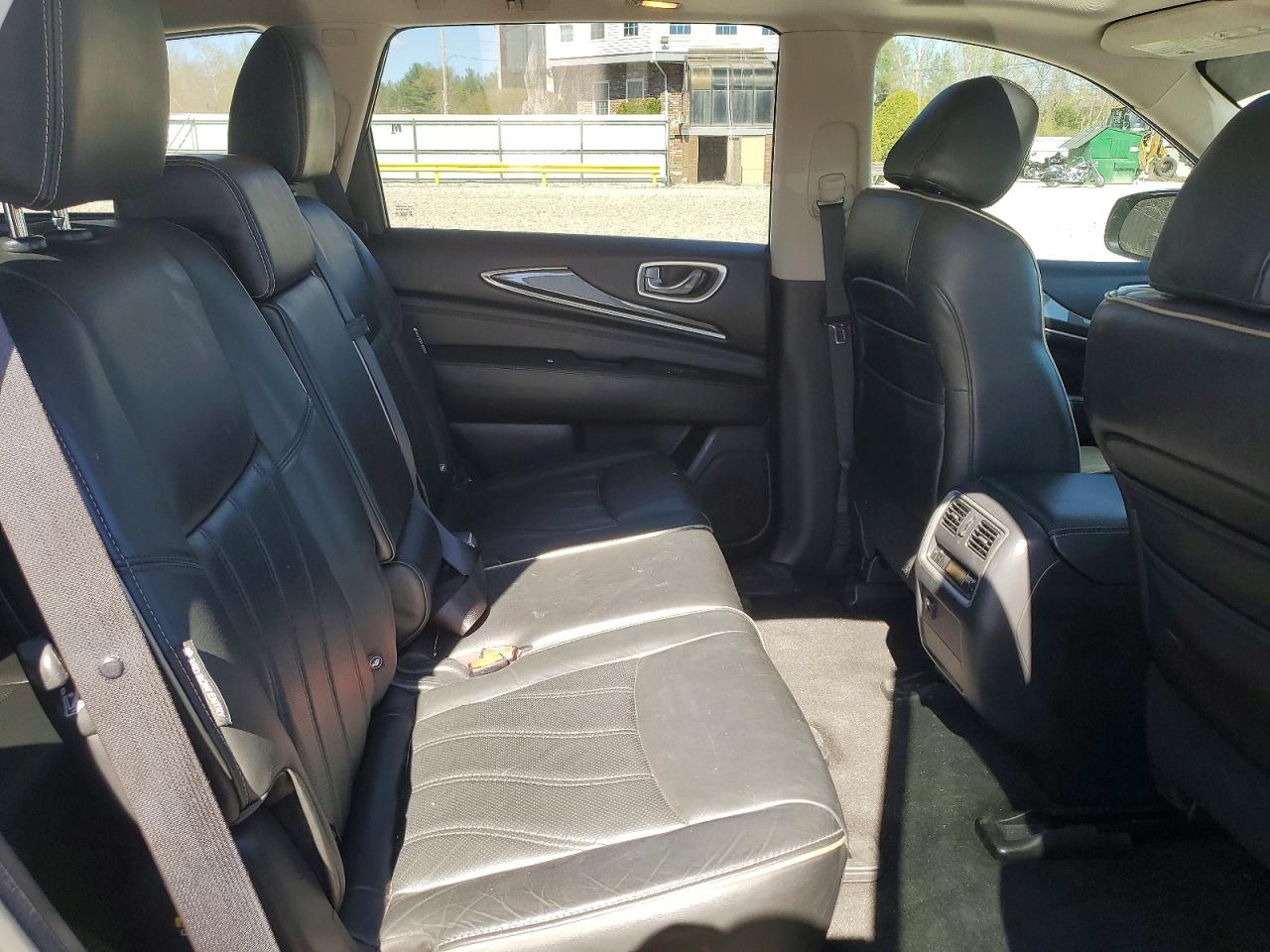 INFINITI Qx Base