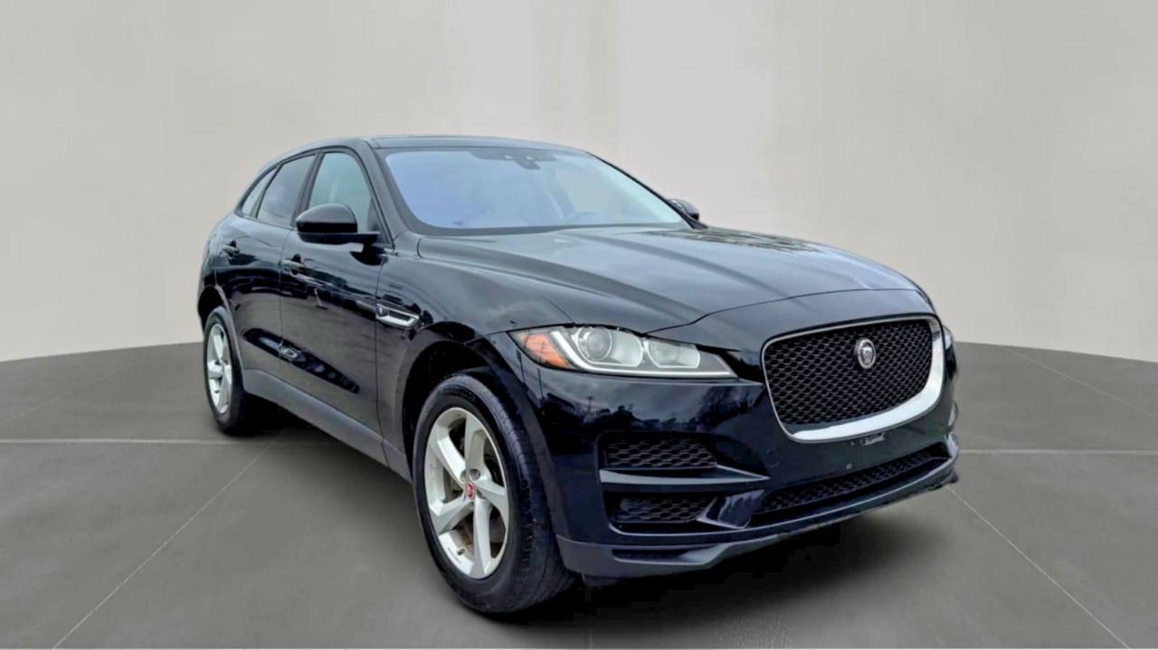 Salvage Jaguar F-PACE Image