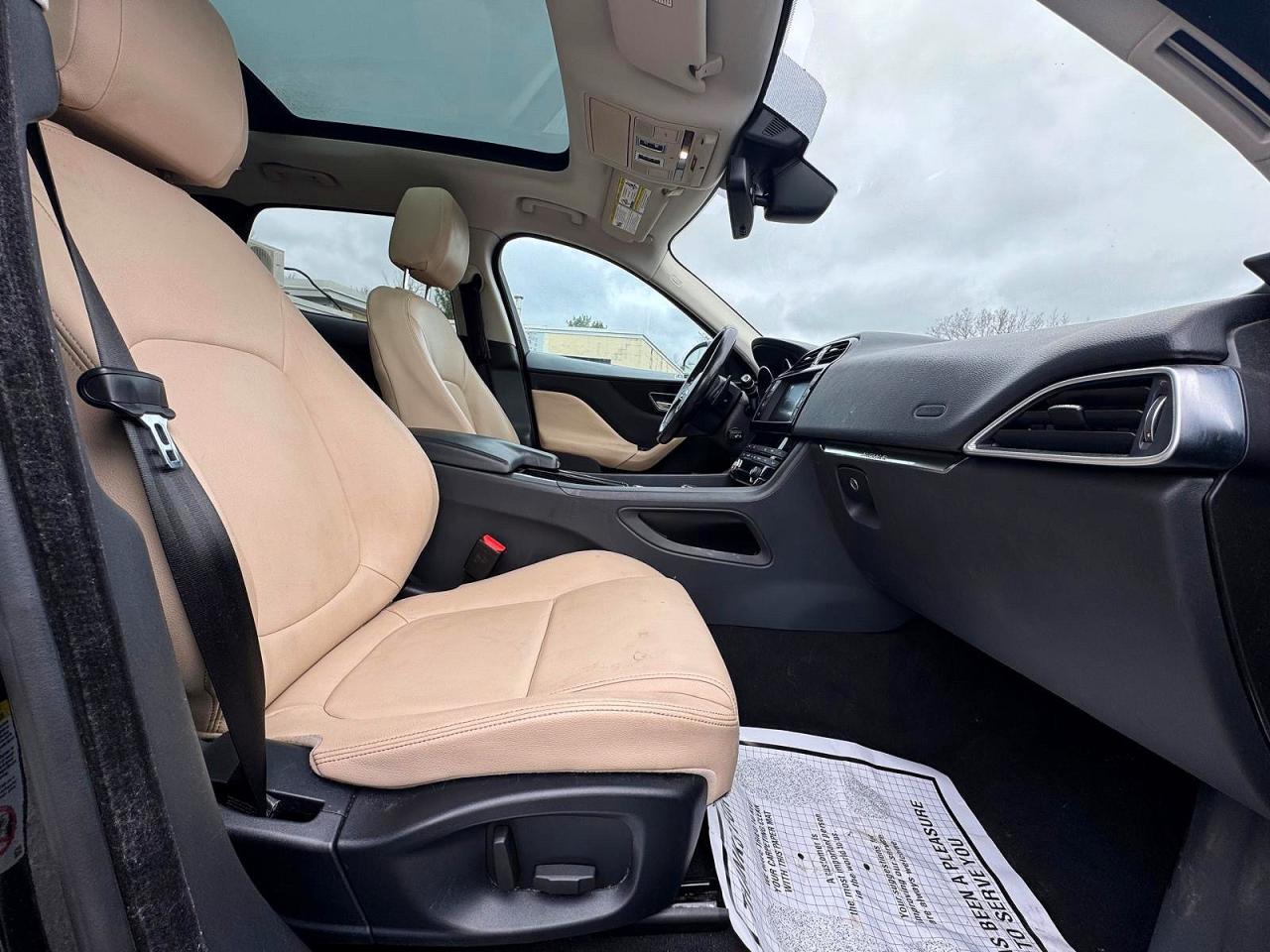 Jaguar F-PACE Premium