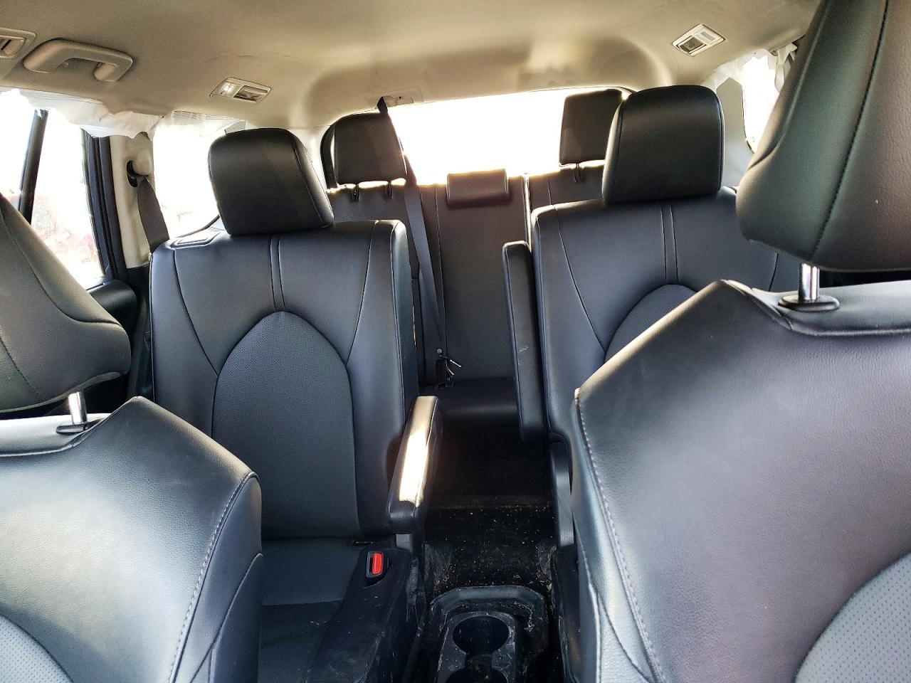 Toyota Grand High Xle