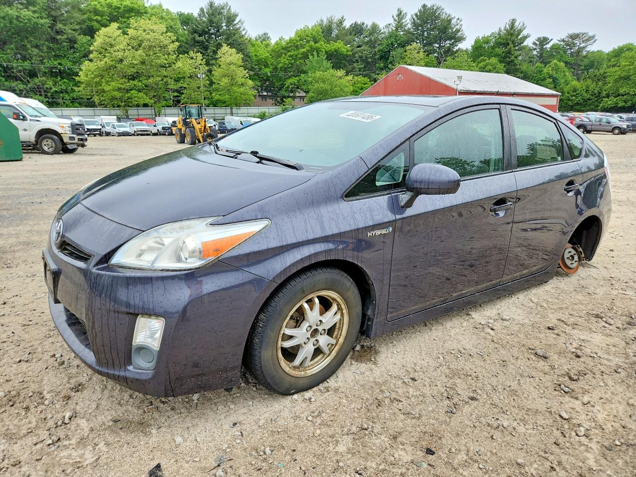 Salvage Toyota Prius Image