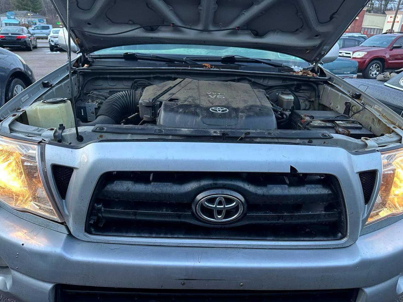 Toyota Tacoma V6