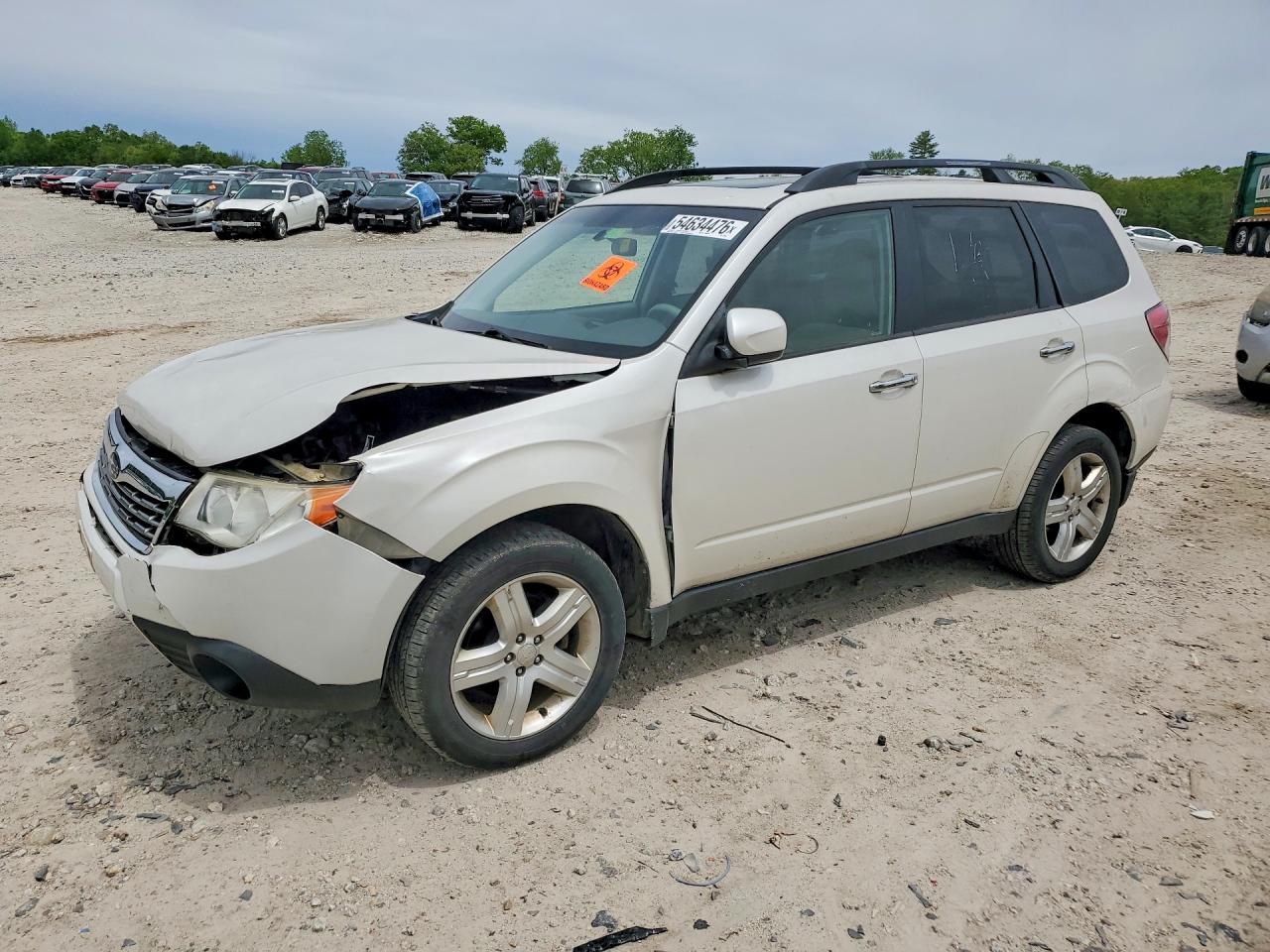 Salvage Subaru Forester Image