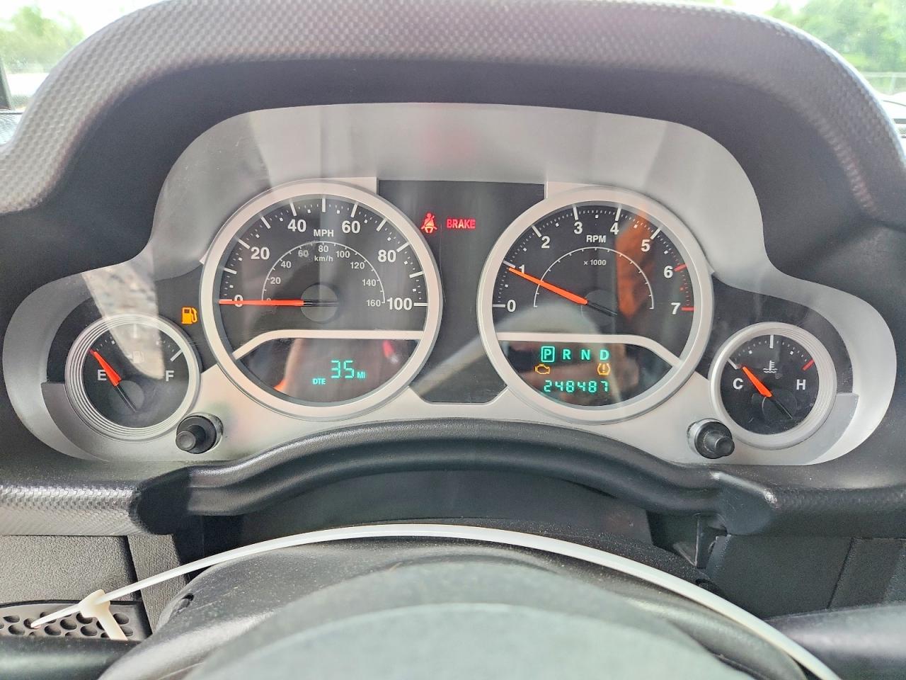 Jeep Wrangler Sport