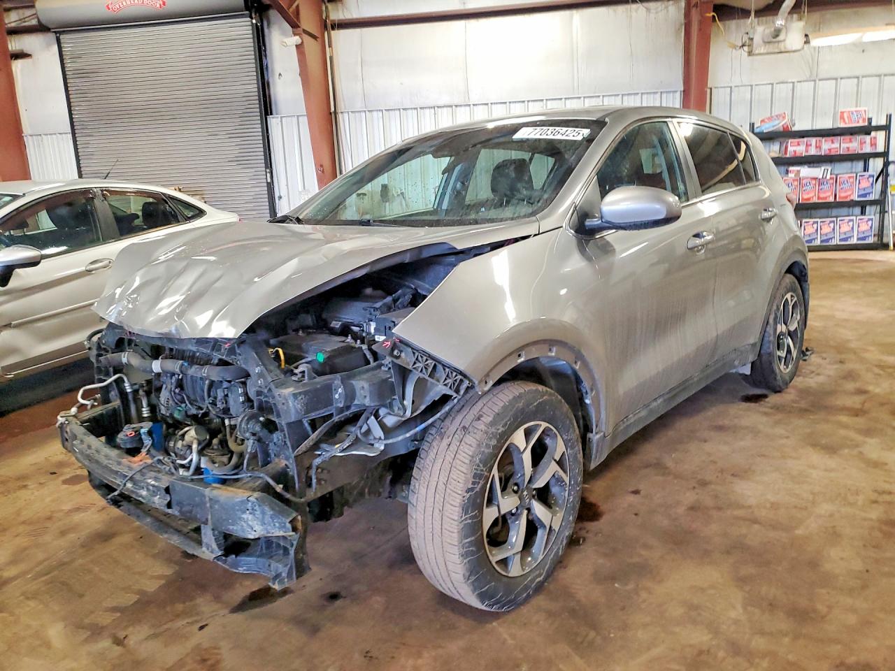 Salvage Kia Sportage Image
