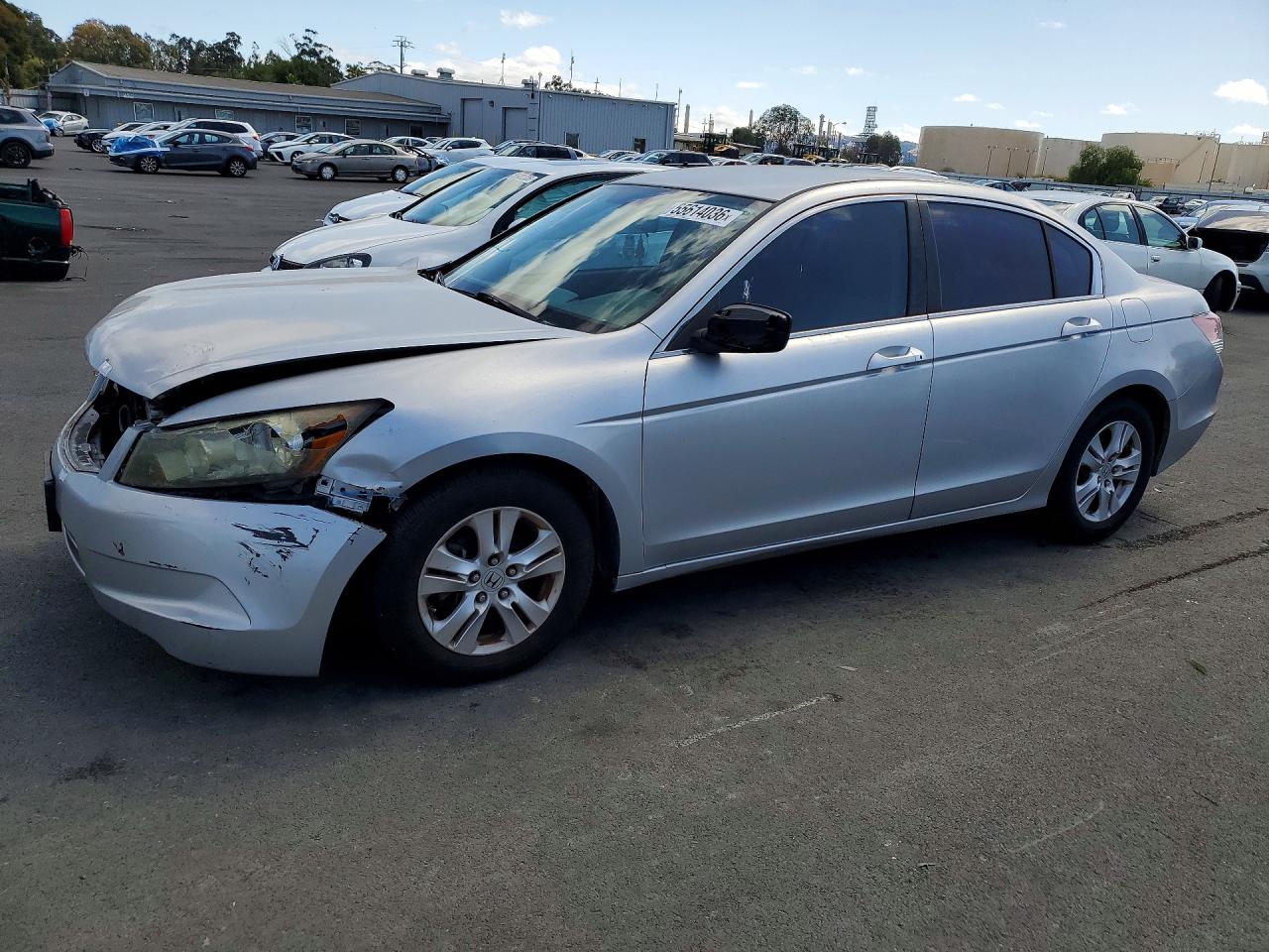 Salvage Honda Accord Image