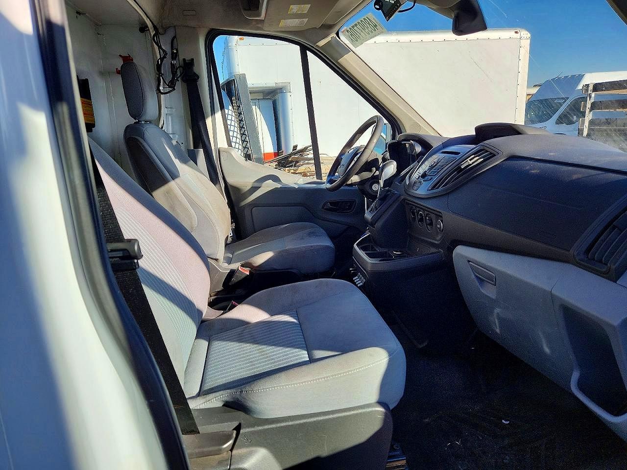 Ford Transit T-250