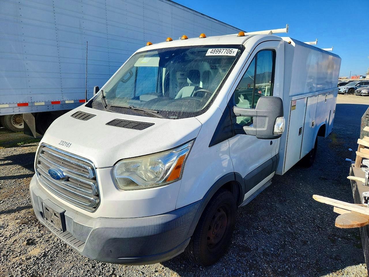 Salvage Ford Transit Image