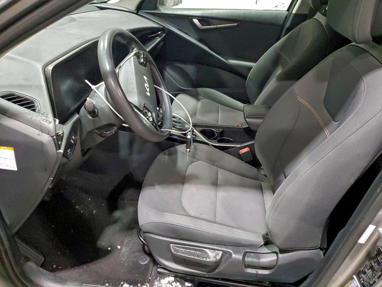 Kia Niro Lx