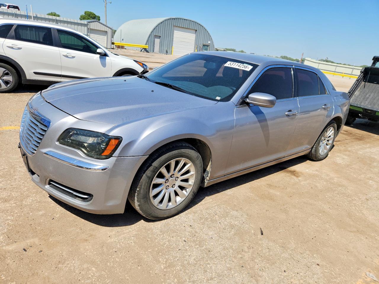 Salvage Chrysler 300 Image