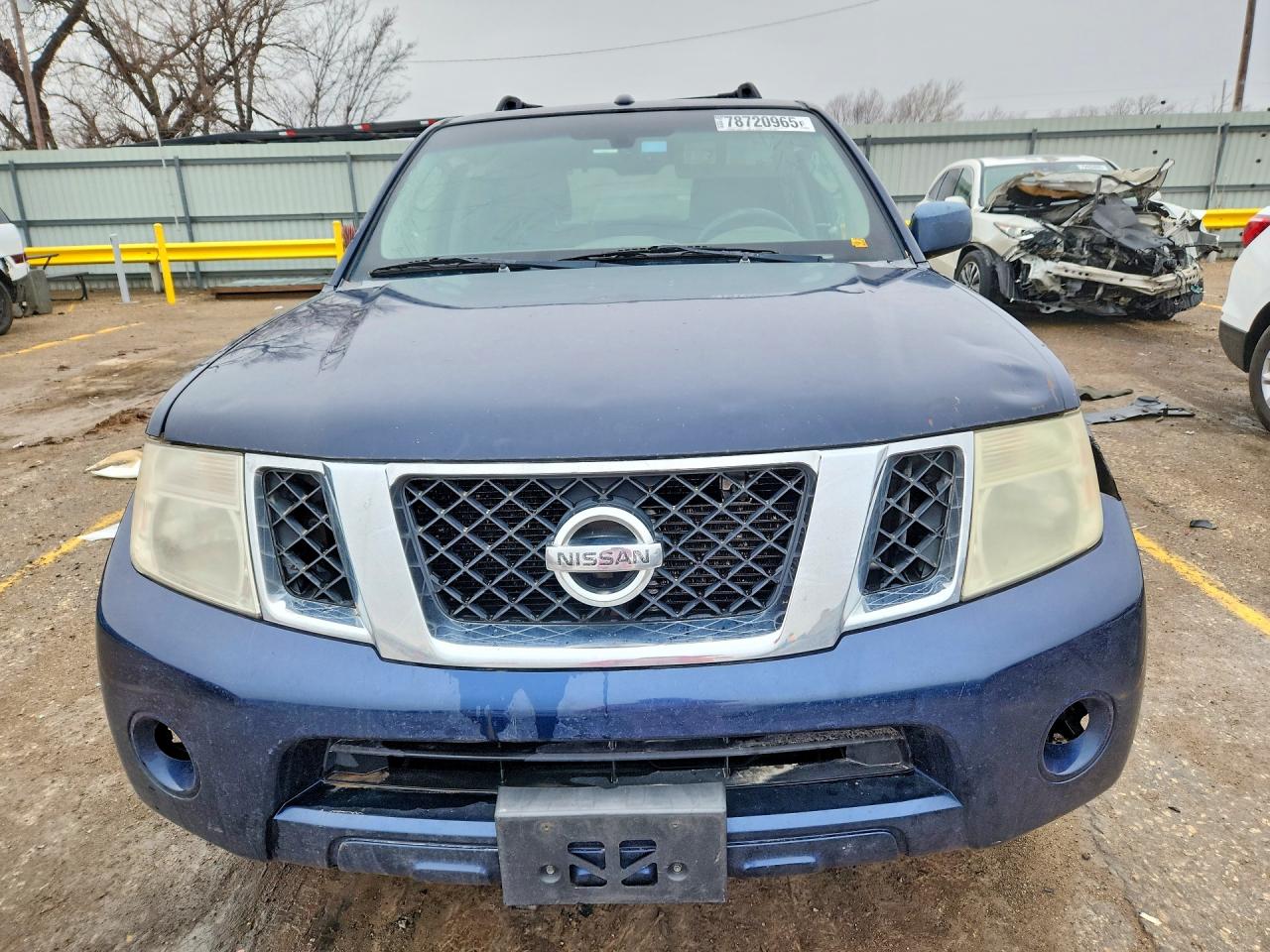 Nissan Pathfinder S