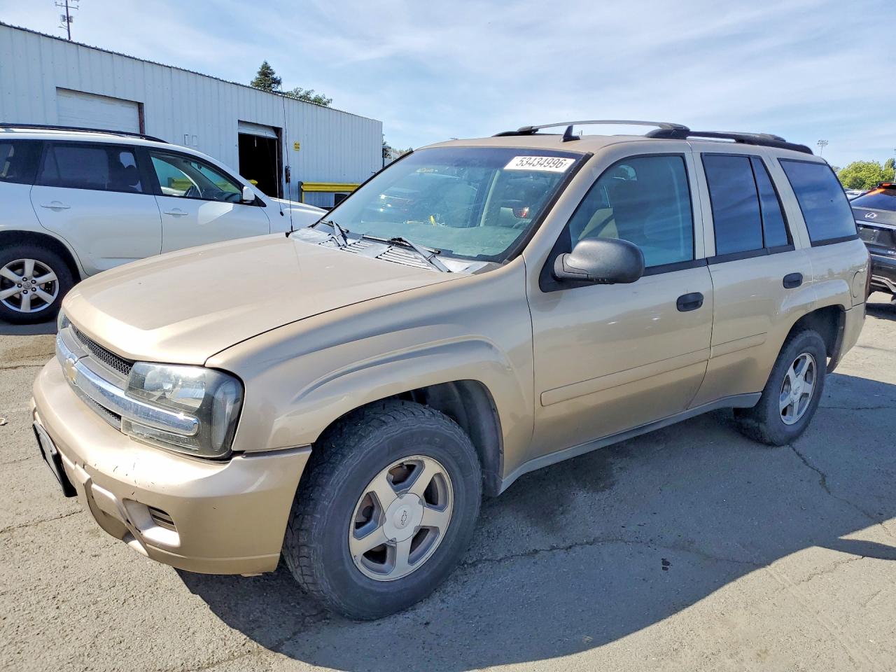 Salvage Chevrolet Trailblaze Image