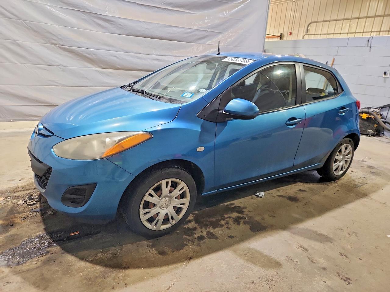 Salvage Mazda 2 Image
