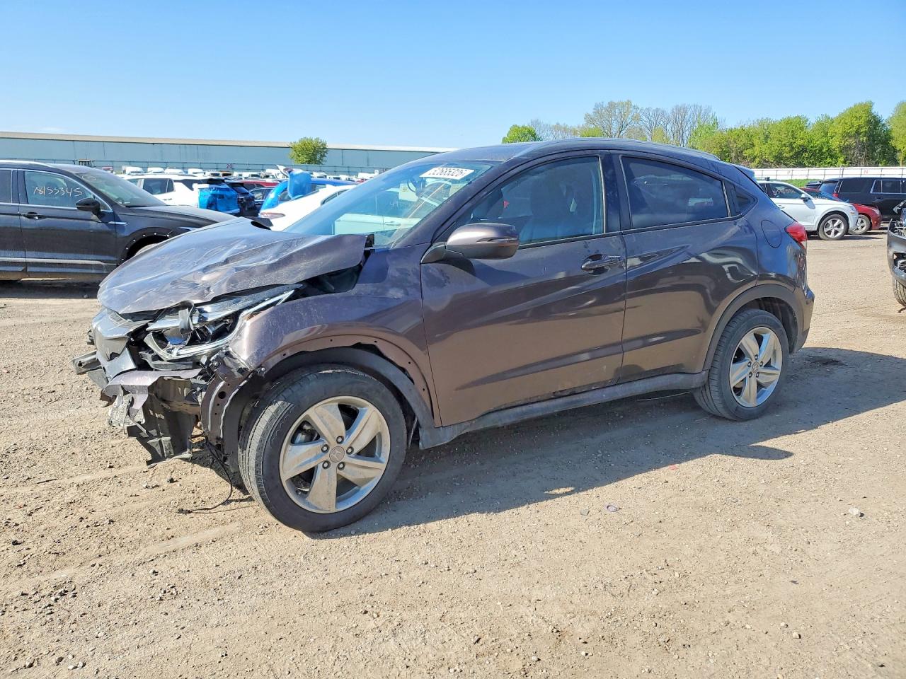 Salvage Honda HR-V Image