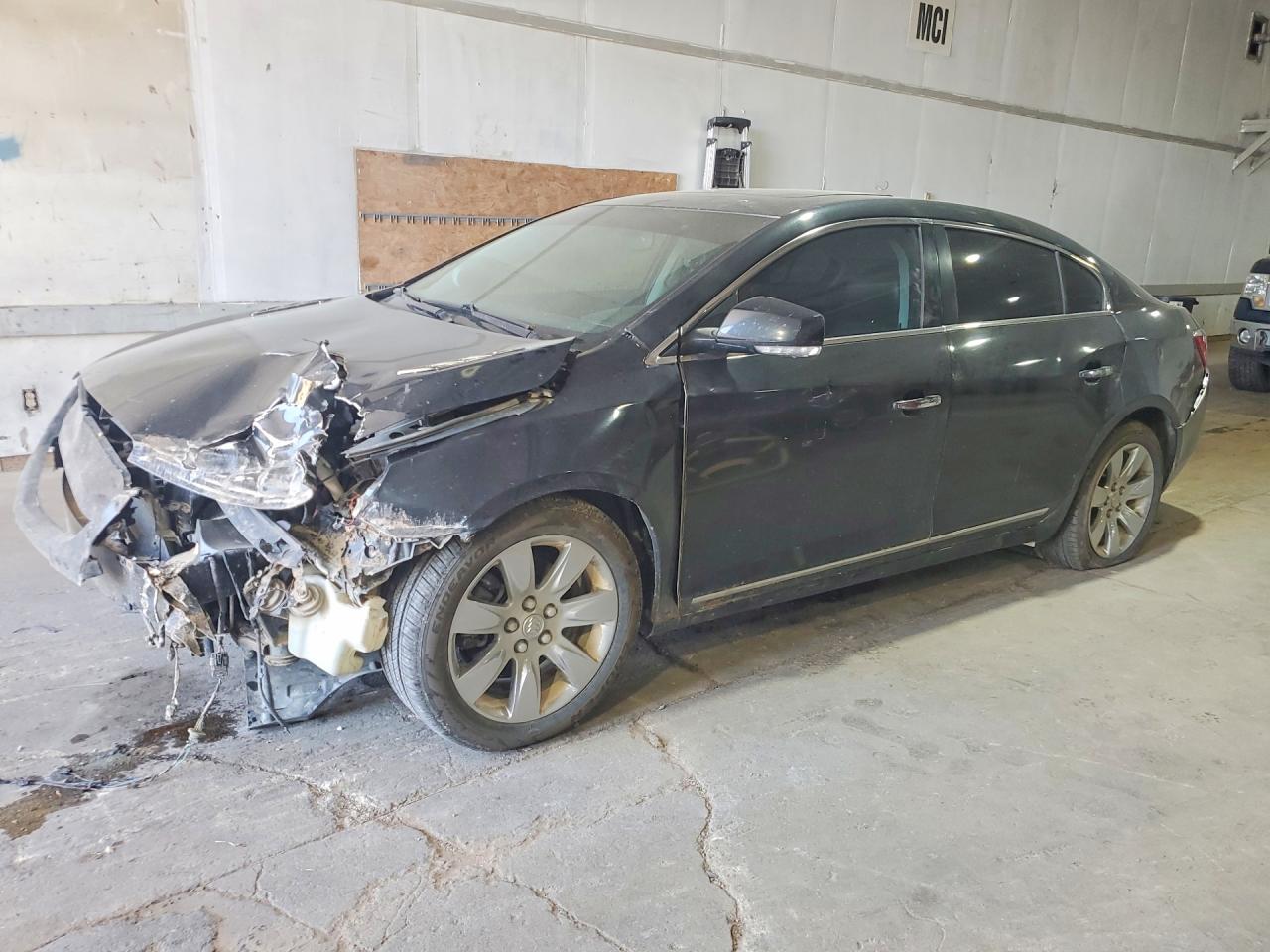 Salvage Buick LaCrosse Image