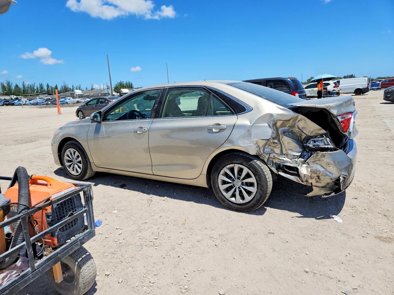 Toyota Camry Le