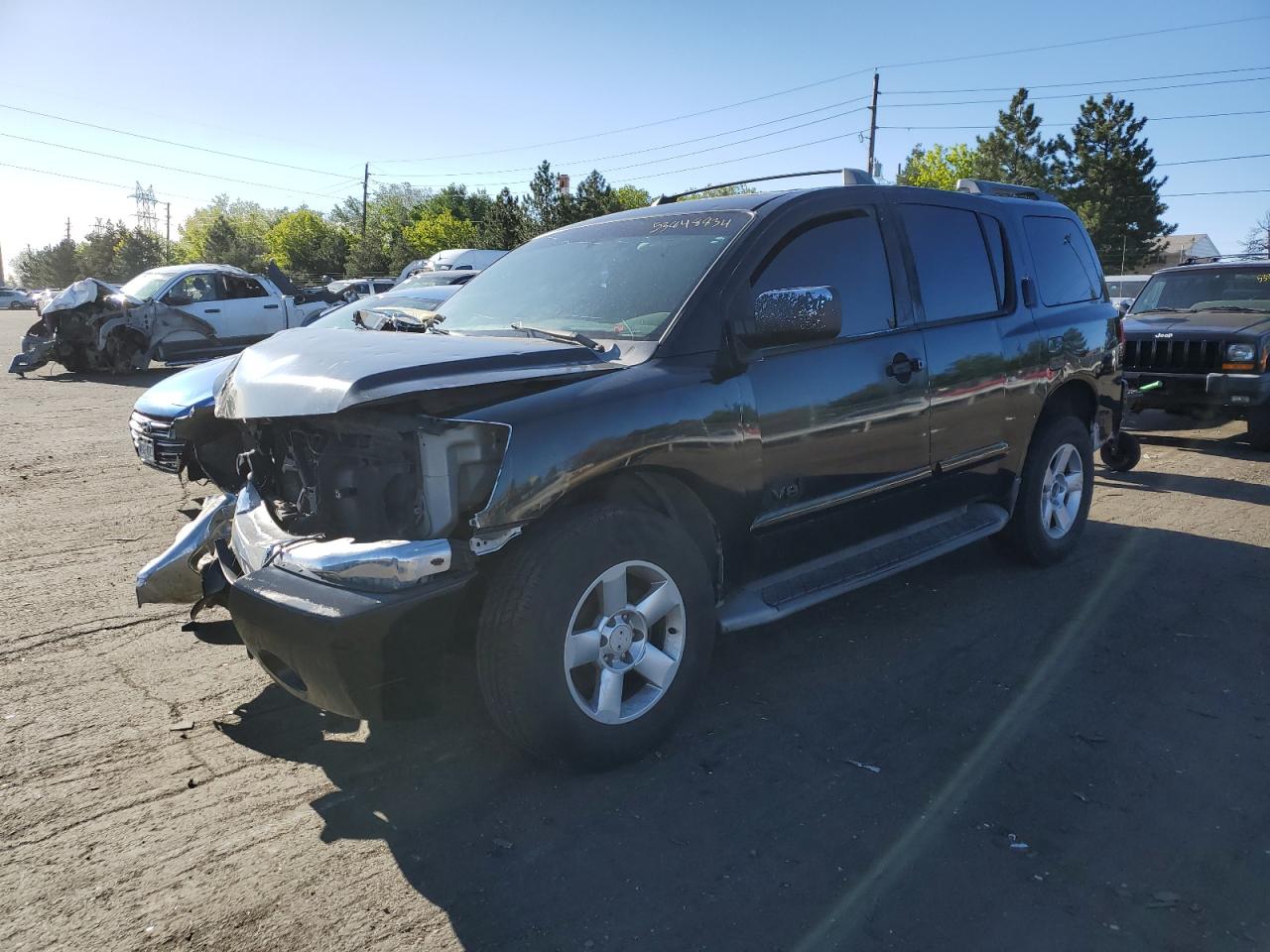 Salvage Nissan Armada Image