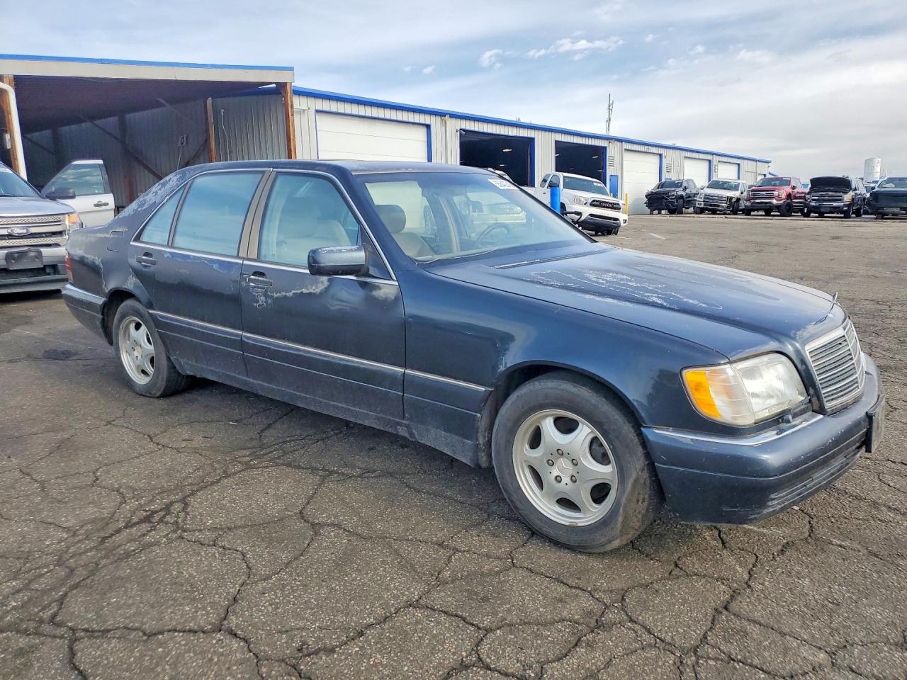Mercedes-Benz S-Class 420