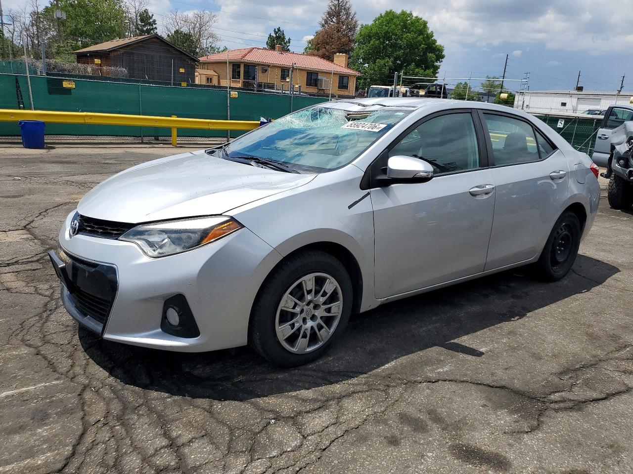Salvage Toyota Corolla Image