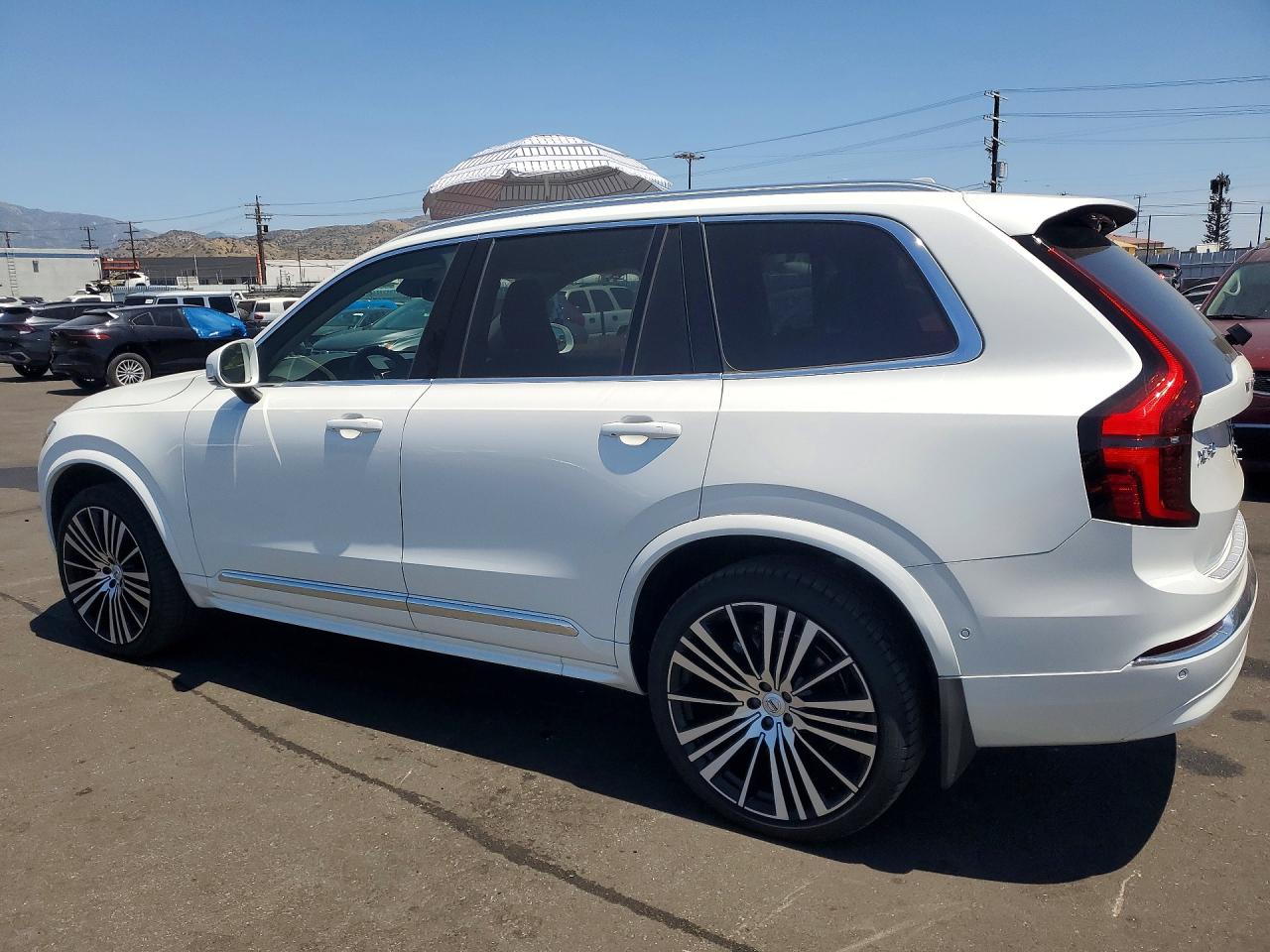 Volvo XC90 Plus
