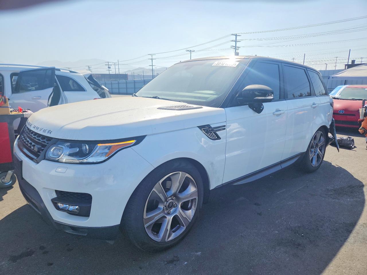 Salvage Land Rover Range Rover Image