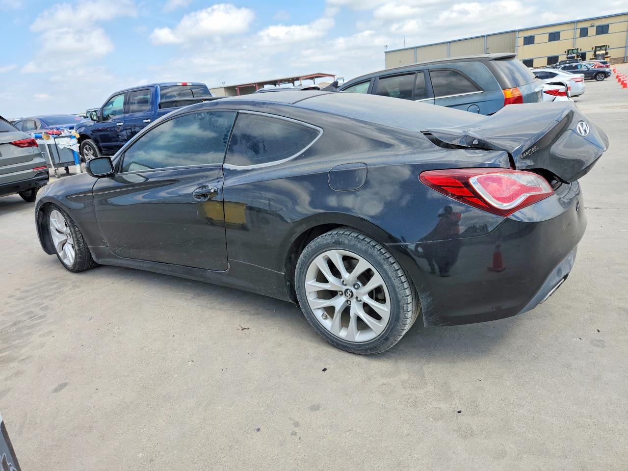 Hyundai Genesis 2.0t