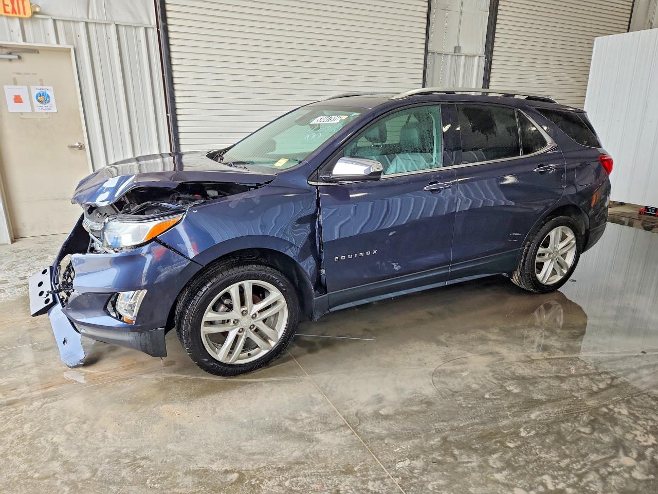 Salvage Chevrolet Equinox Image