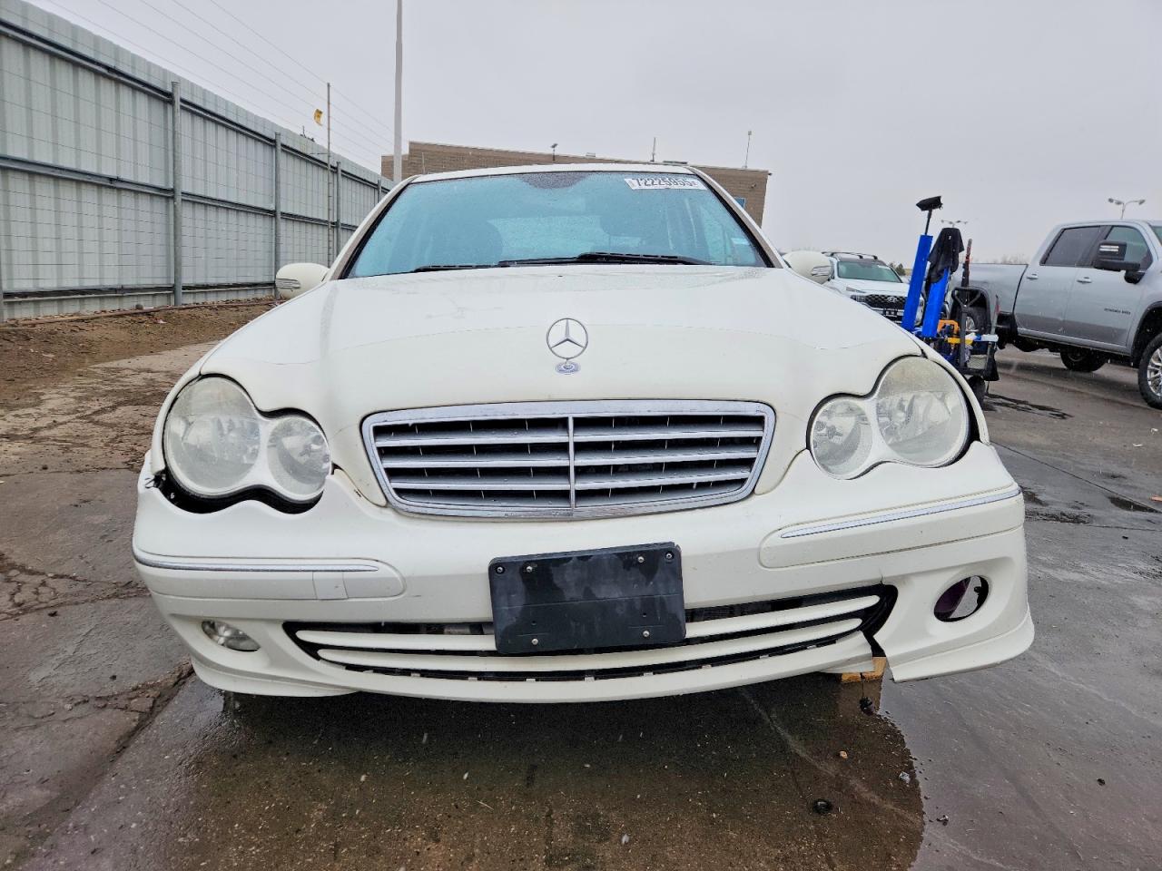 Mercedes-Benz C-Class 240 4matic