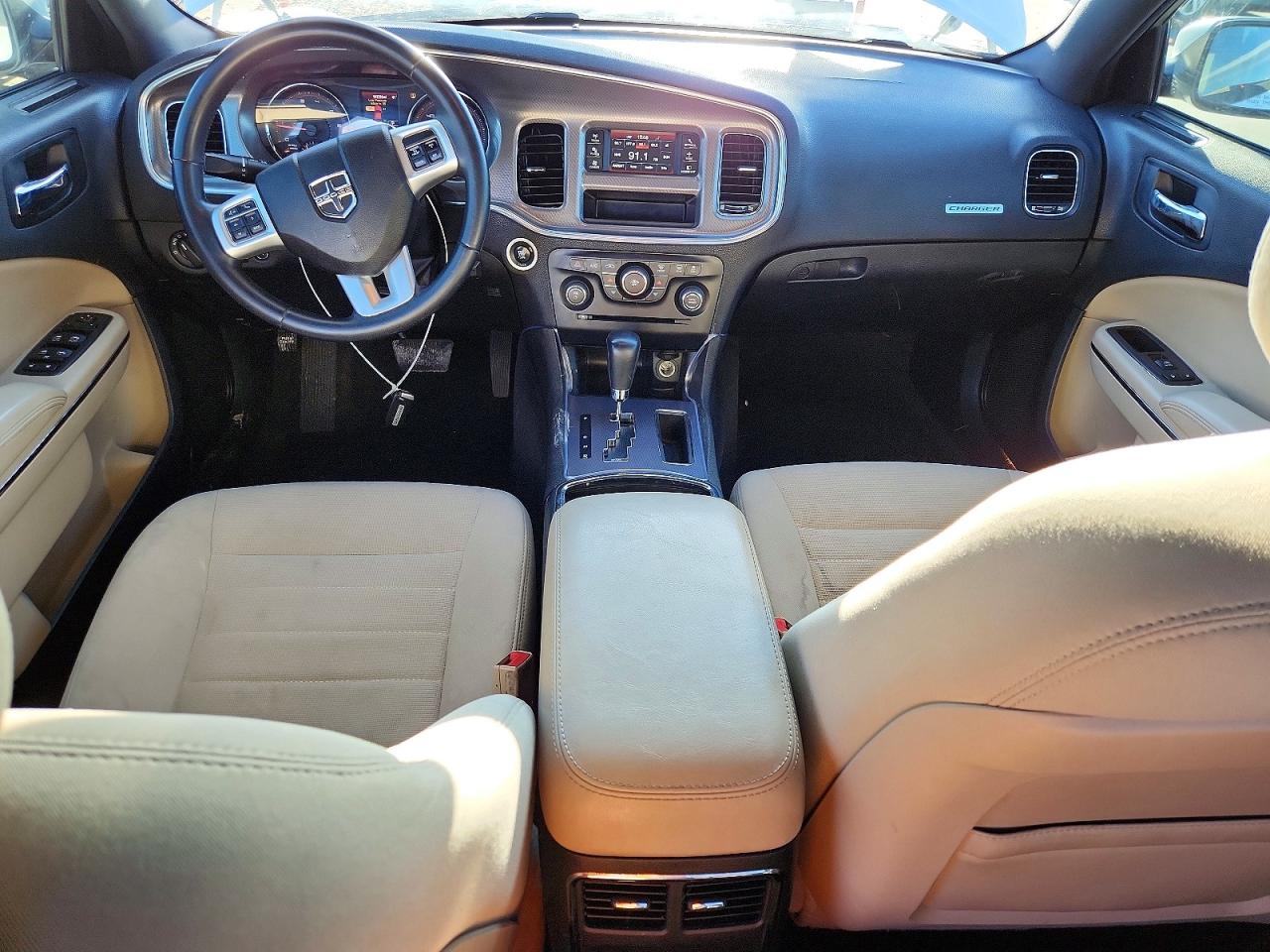 Dodge Charger Se