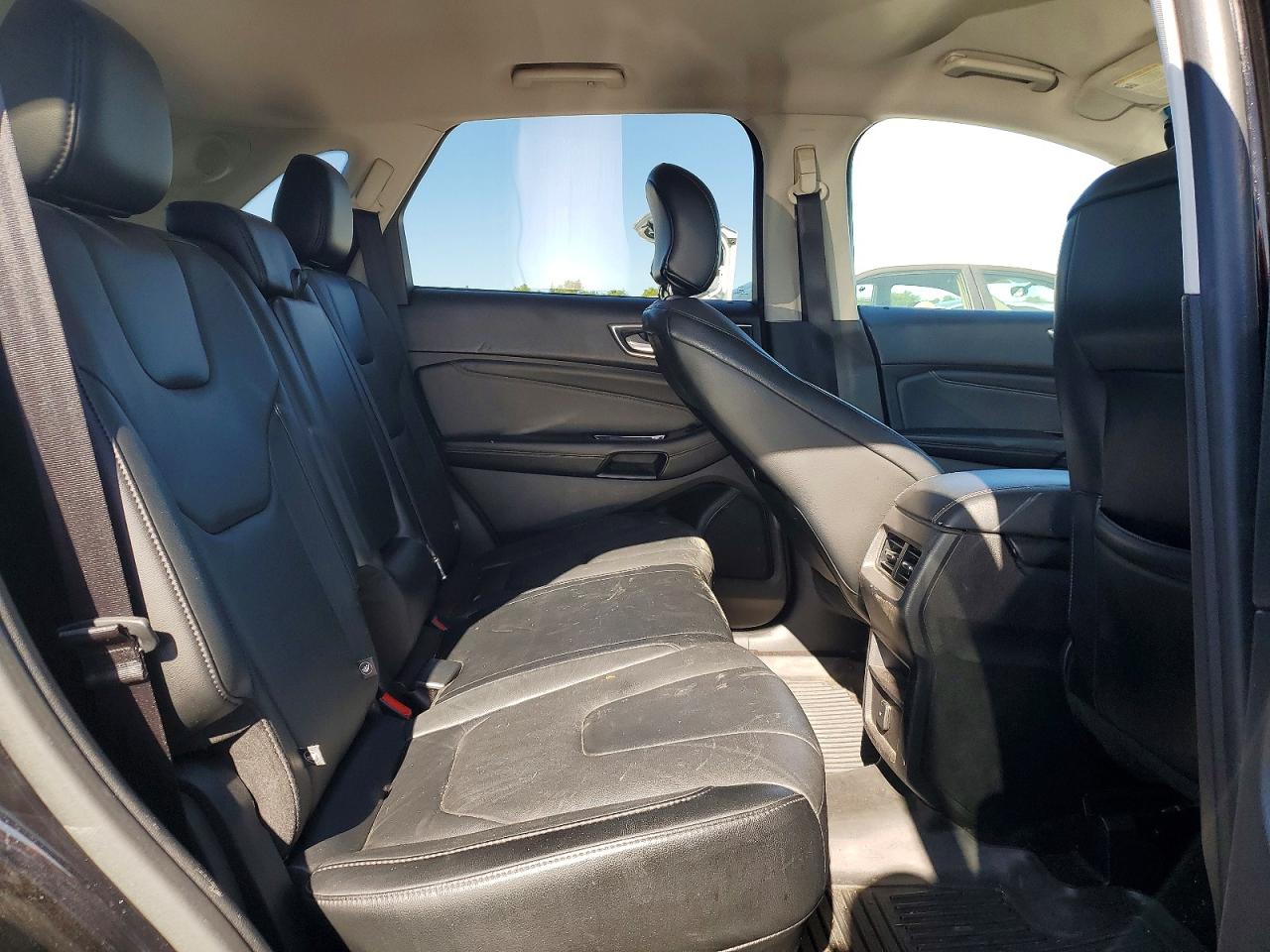 Ford Edge Titanium