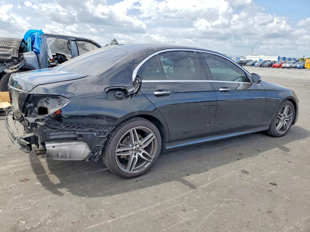Mercedes-Benz E-Class 300