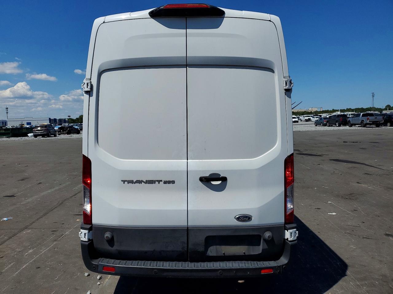 Ford Transit T-250