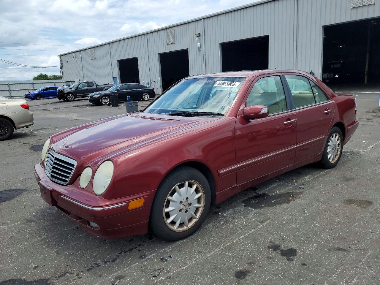 Salvage Mercedes-Benz E-Class Image