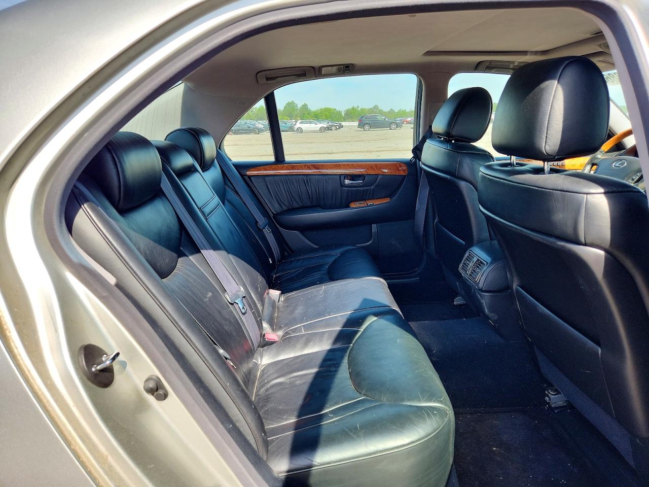 Lexus LS 430