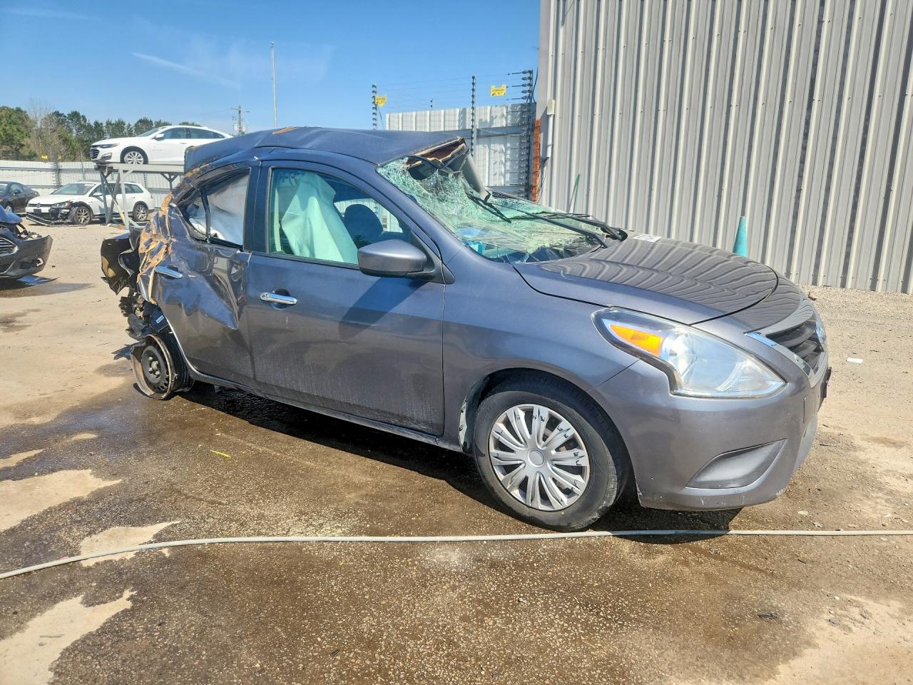 Nissan Versa Sv