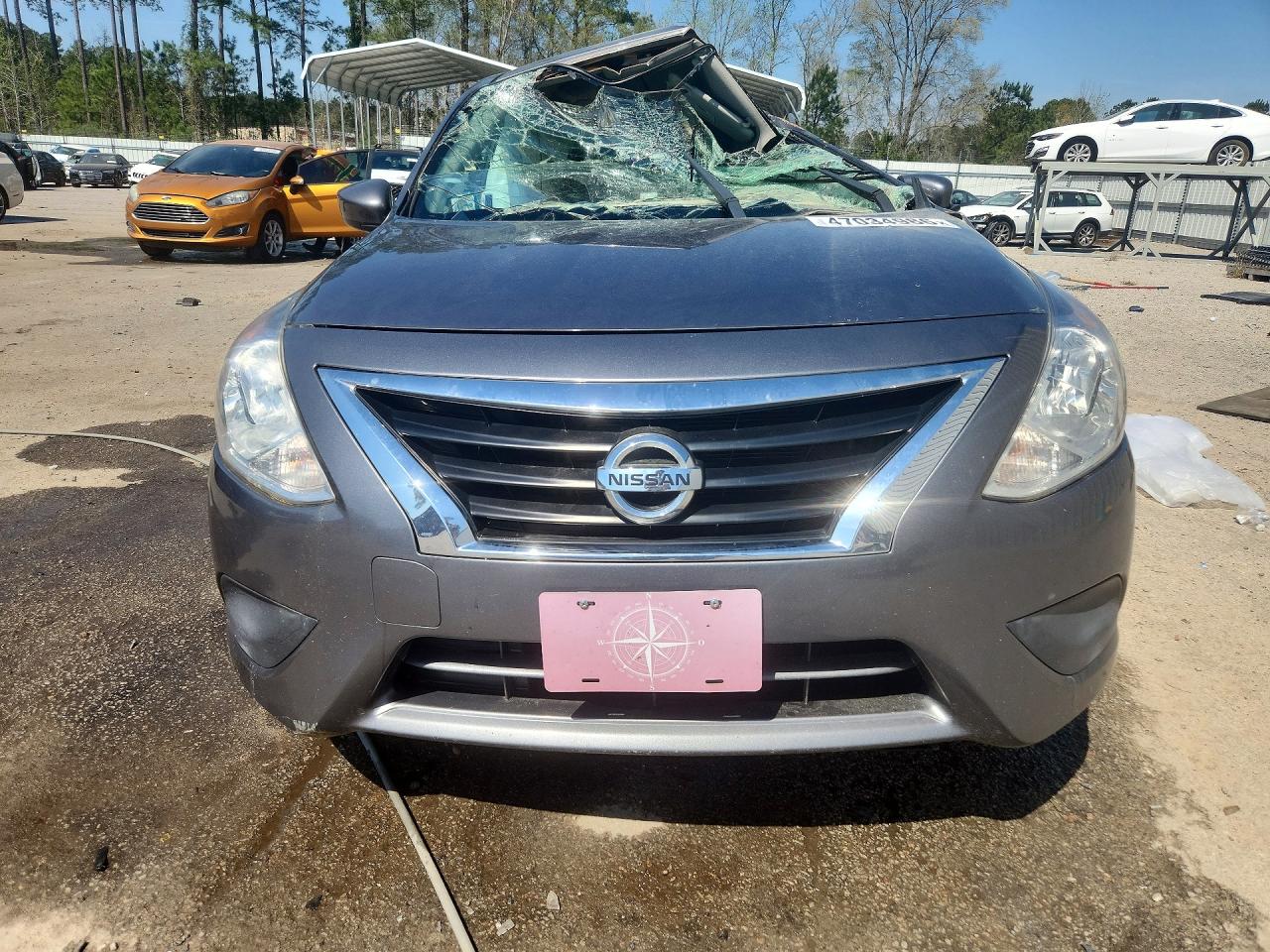 Nissan Versa Sv