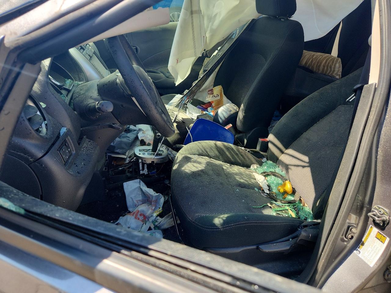 Nissan Versa Sv