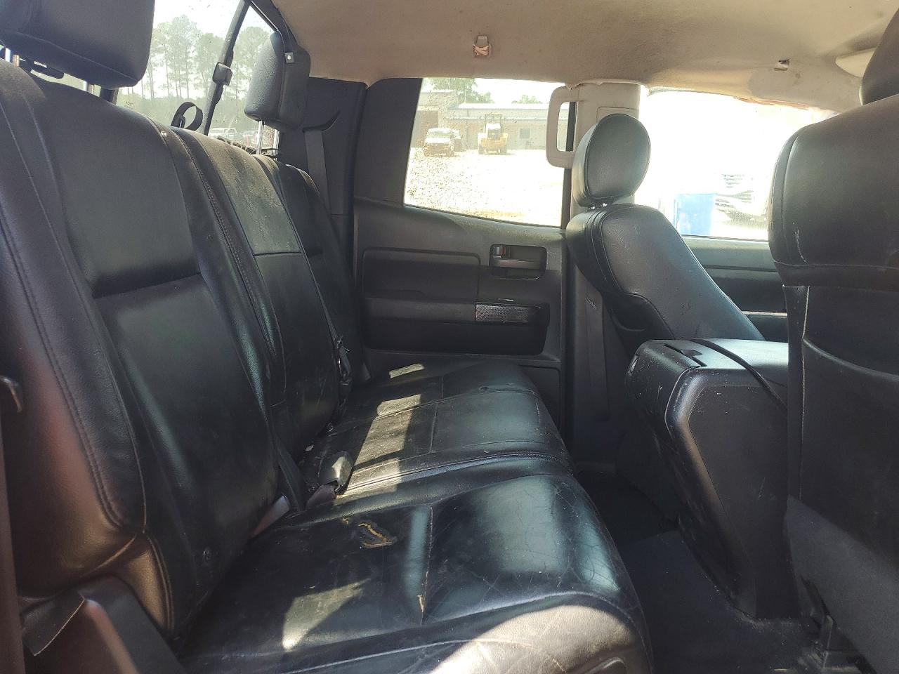 Toyota Tundra Sr5