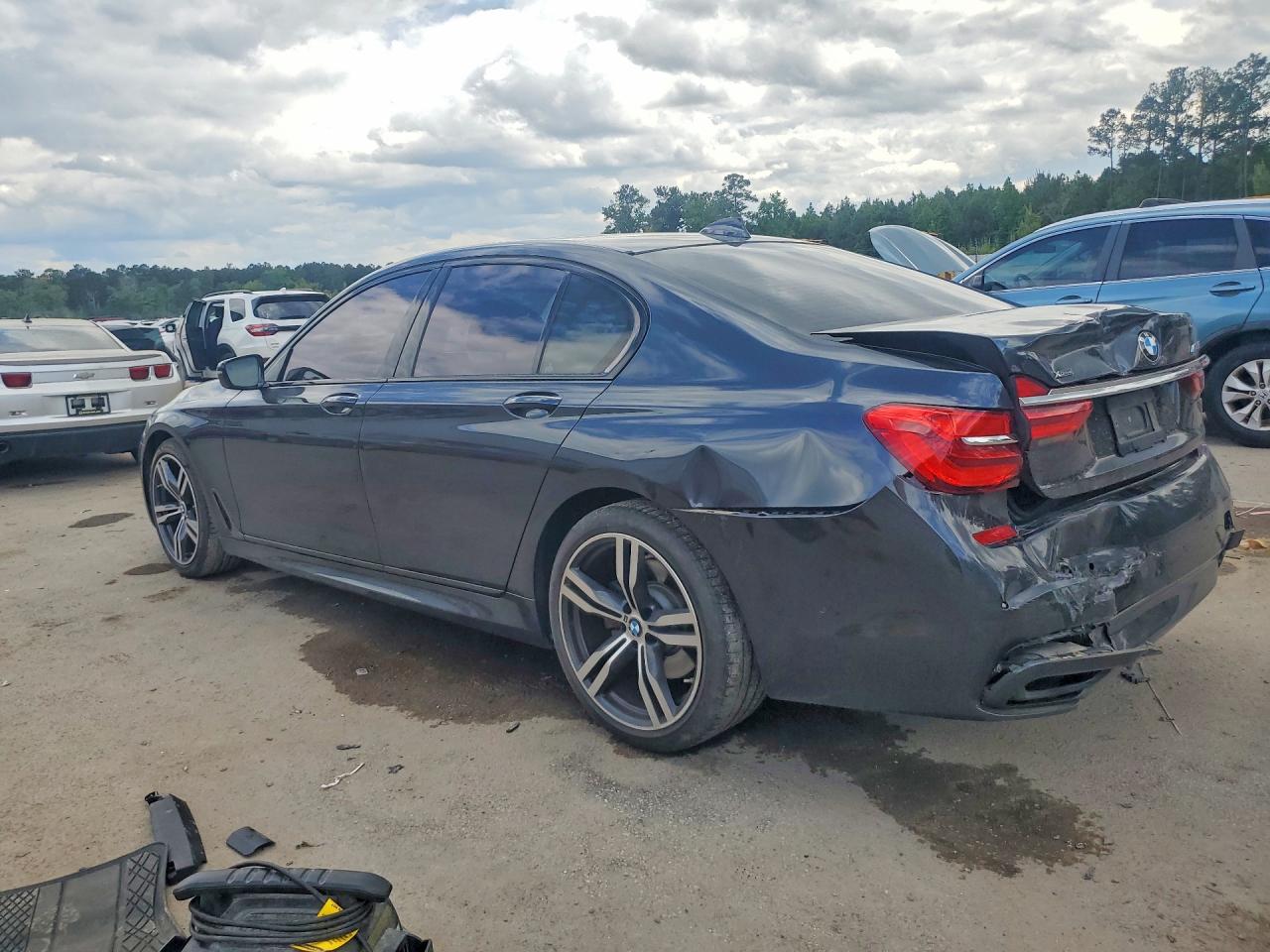 BMW 7 Series Xi
