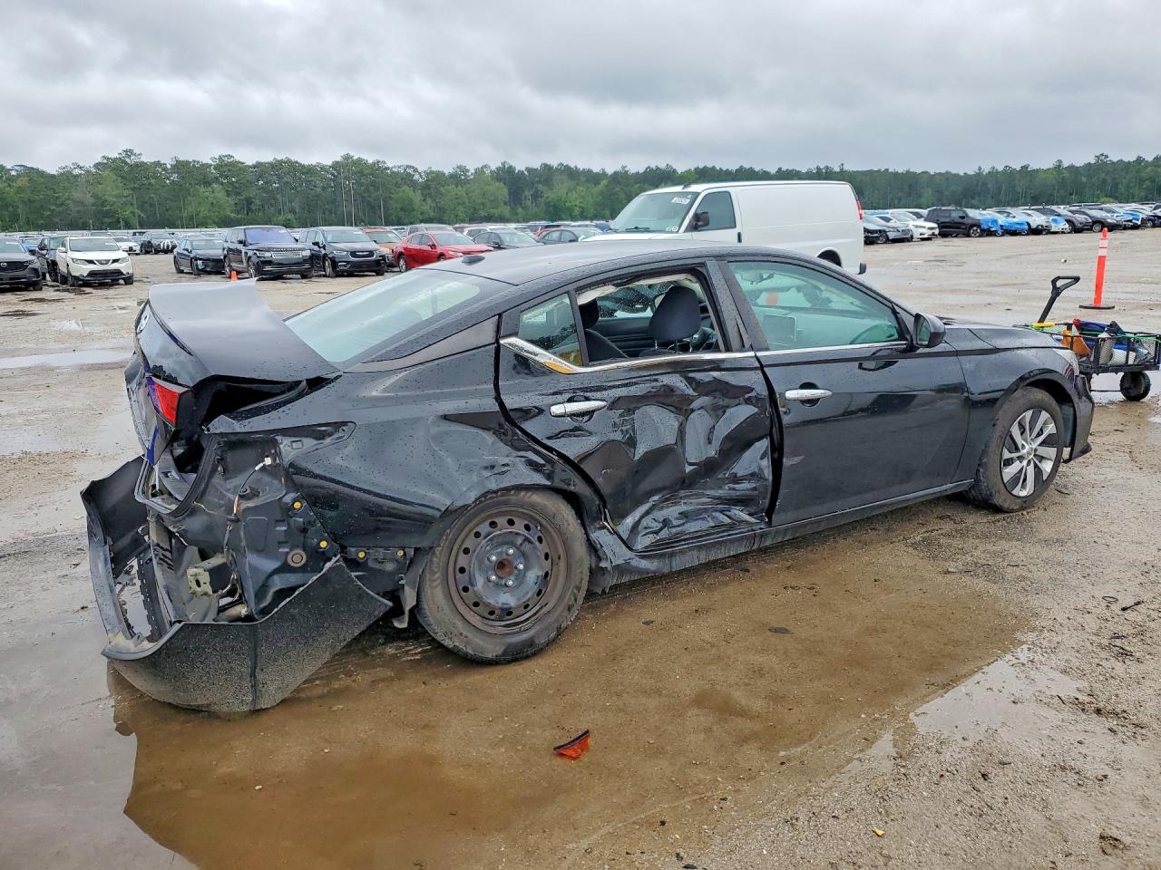 Nissan Altima S