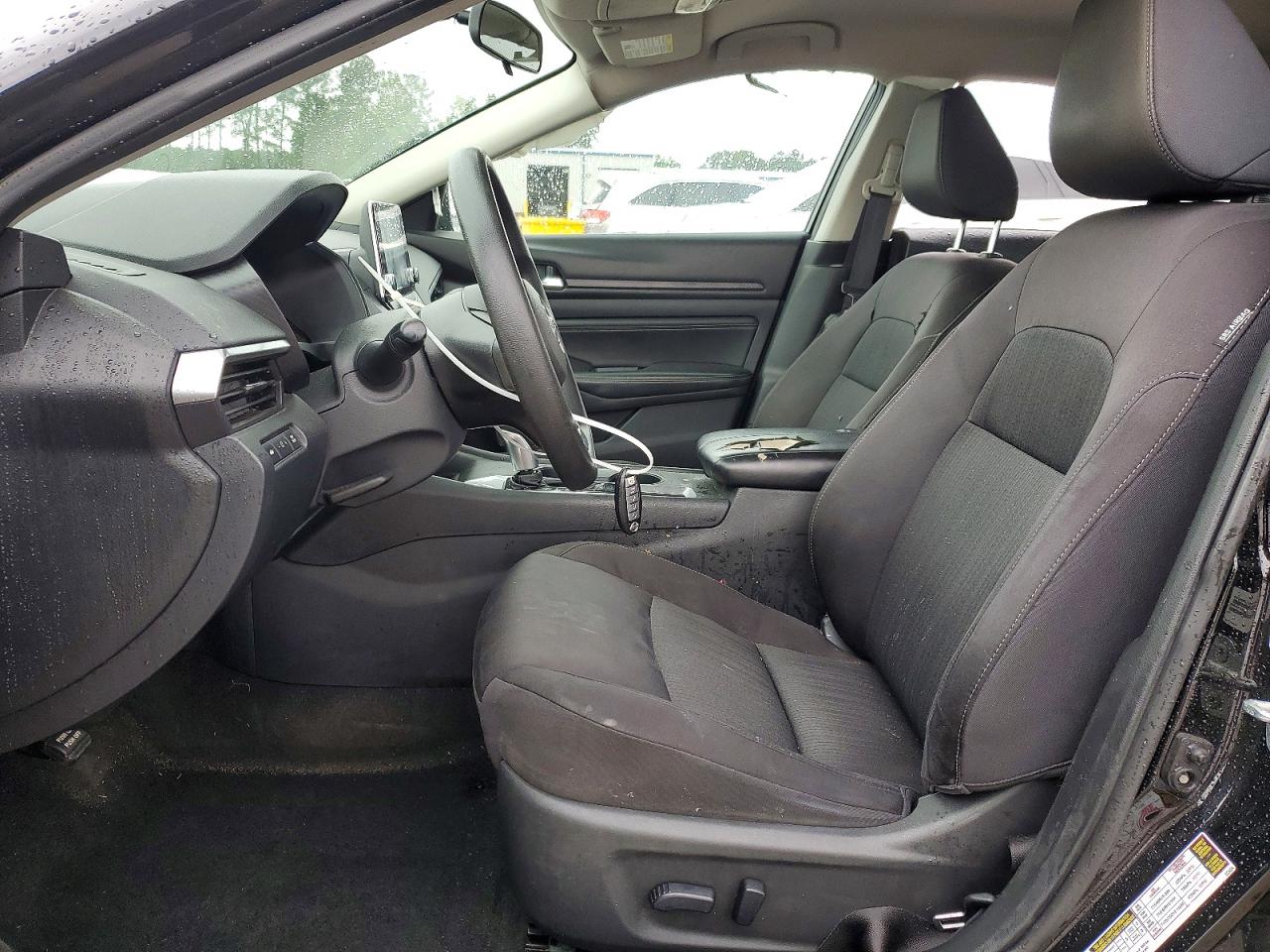 Nissan Altima S