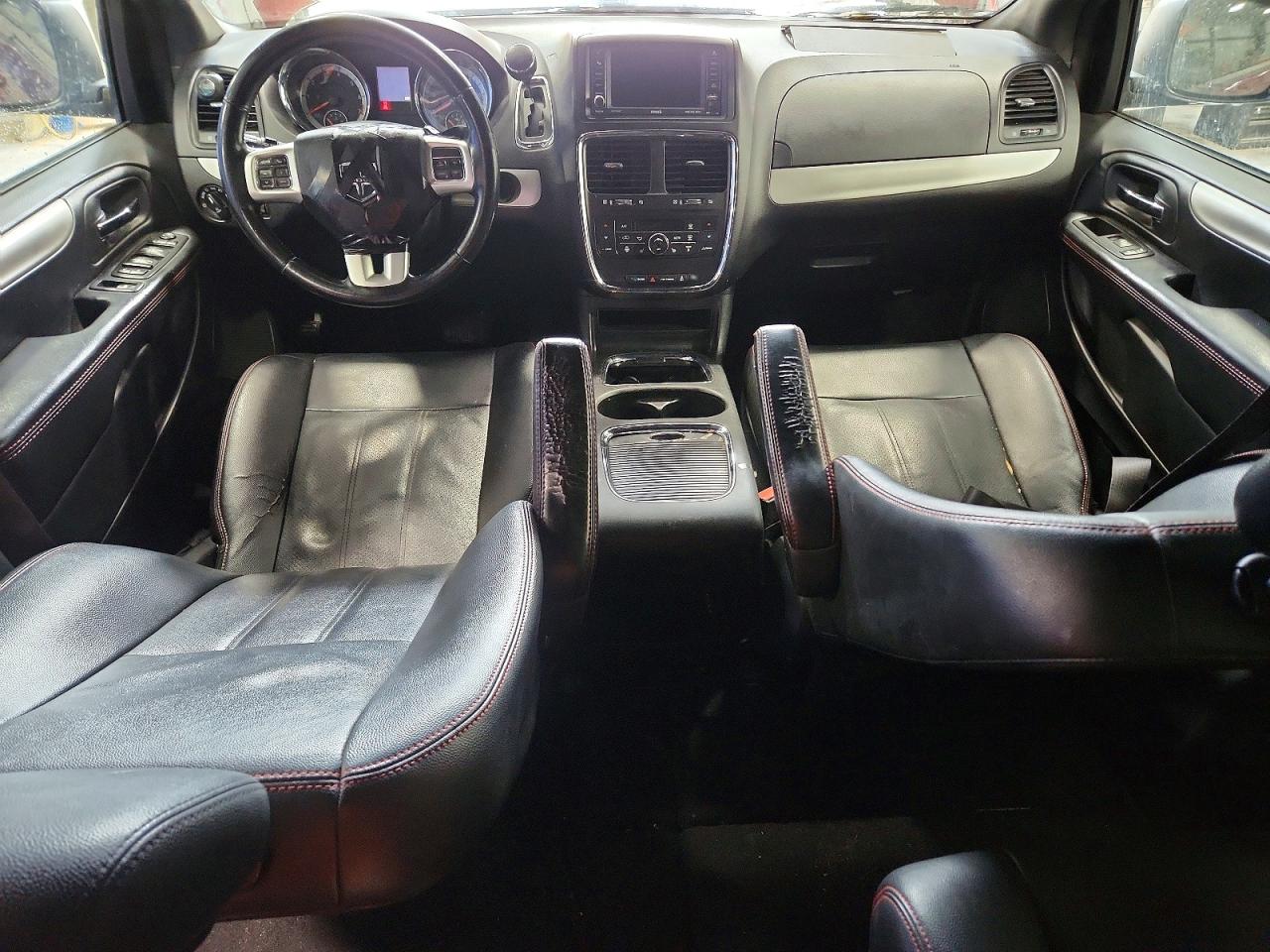 Dodge Caravan Gt